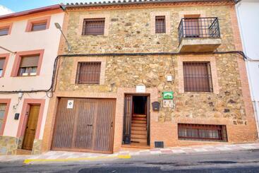Жильё для туристов Comfortable Villa In Puebla De Don Rodrigo With Private Pool