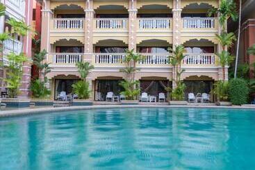 هتل Ayodhaya Palace Beach Resort   Sha Plus Certified