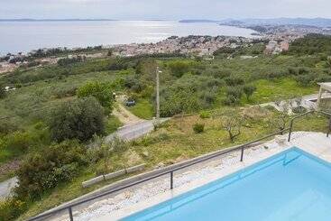 Apartamentos turísticos Royal Villa 2