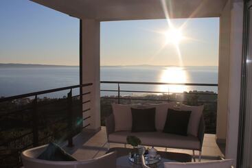 آپارتمانهای توریستها Royal Villa