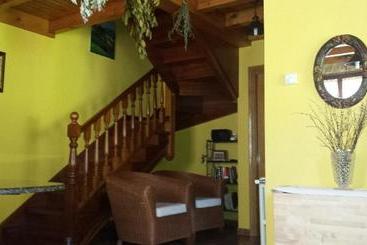 بيت ريفى El Madreñeru