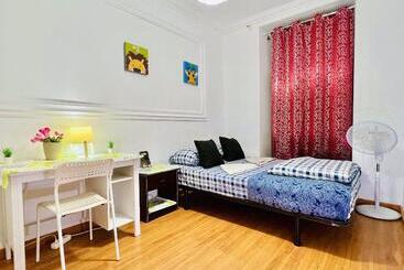 پانسیون Garden Guest House