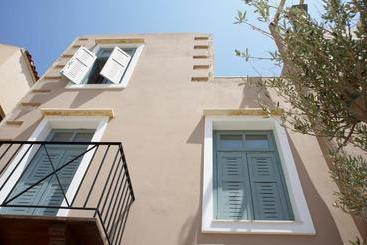 پانسیون Novecento Studios