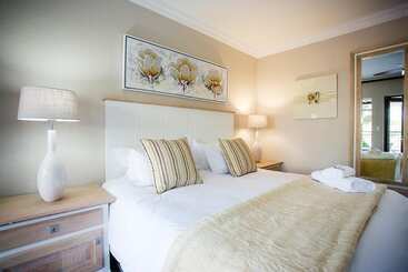 פנסיון 7th Heaven Guesthouse