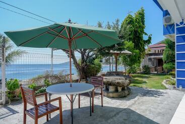 Reddoorz Plus Syariah @ Hotel Boulevard Luwuk