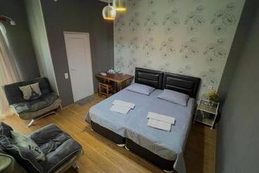 پانسیون Burji Guest House