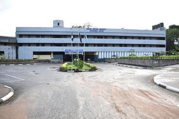 هتل Oau Conference Centre & Guest Houses Ltd