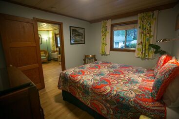 汽车旅馆 Outside Inn