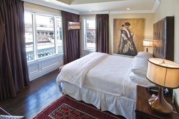 تختخواب و صبحانه Dickson Street Inn