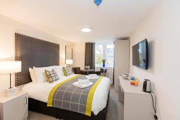 The Dalkeith  By Pillow