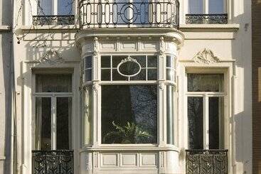 민박 Boulevard Leopold Rooms & Suites