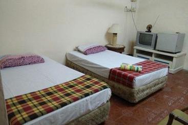 Chenang Lodge Motel
