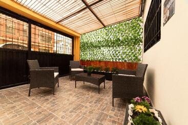 Отель Ayenda 1045 Boutique Aeropuerto