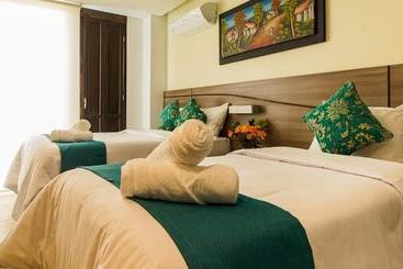 Отель Boutique Marbore