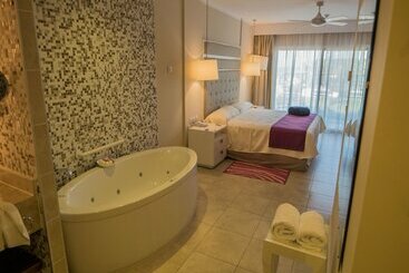 هتل Gran Muthu Imperial