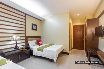 هتل Zen Rooms Jj S Seafood Tagbilaran