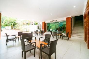 هتل Sr Villa Langkawi By Oyo Rooms