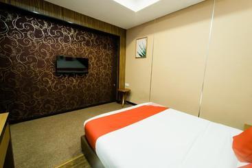 V Motel By Oyo Rooms