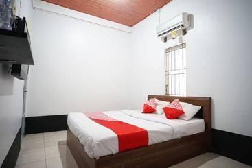 هاستل Abdi Praja Residence By Oyo Rooms