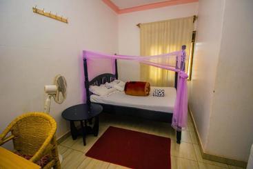 هتل Nice Guest House