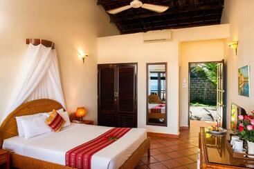 White Sand Resort Mui Ne