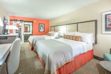 فندق Best Western Plus St. Simons