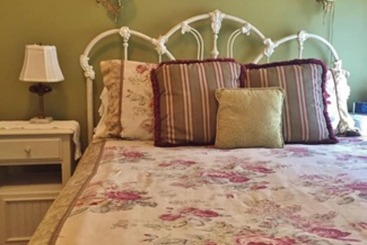فندق Inn At The Canal Bed & Breakfast