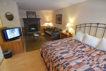 هتل Jonathan Creek Inn And Villas