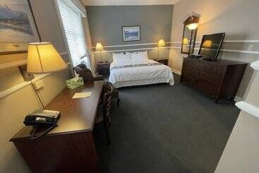 בית מלון כפרי Kalispell Grand