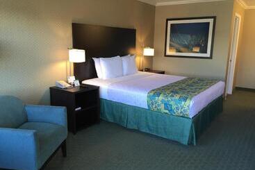 Отель Regency Inn At San Francisco Airport