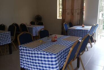 Blue Dove Hotel Arua