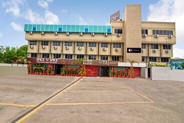 هتل Capital O 43238 The Taj Regency