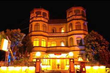 بنسيون Jin Yuan B&b