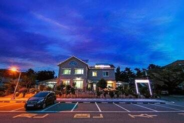 Samcheok Sol Beach Pension