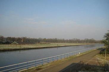 هتل De Vriezerbrug