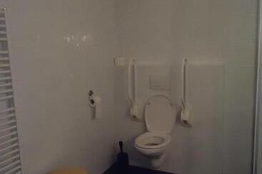 فندق En Restaurant De Stripe