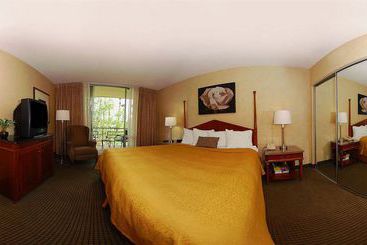 فندق Quality Inn & Suites Downtown Phoenix