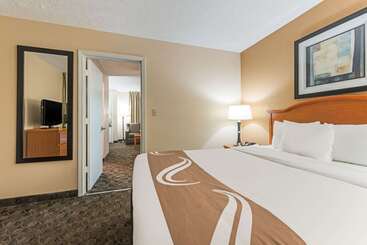 فندق Quality Inn & Suites