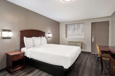 호텔 Red Carpet Inn Edison