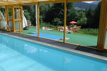 هتل Landhaus Lührmann