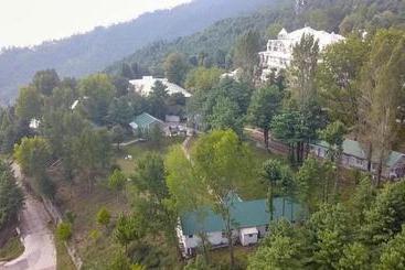 هتل Quality Lodges Bhurban