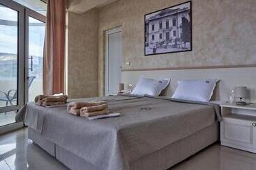 بنسيون Kings View