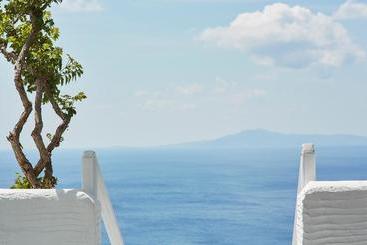 Agnanti Andros Apartments