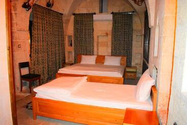 هتل Nahrin Hote & Art