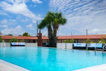 酒店 Banana Peel Lodge