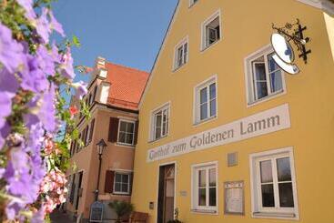 ホテル Gasthof Zum Goldenen Lamm