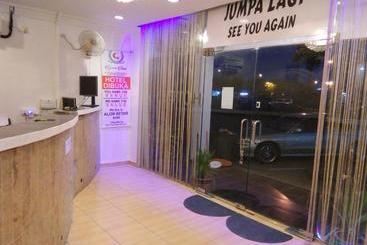 هتل Green Town  And Resort Alor Setar