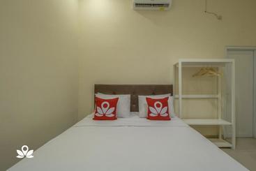 酒店 De 80's Matraman