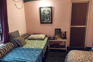 ペンション Anjuna Hideout