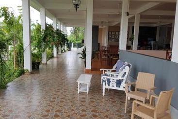 리조트 Aqua House Hotel Yala